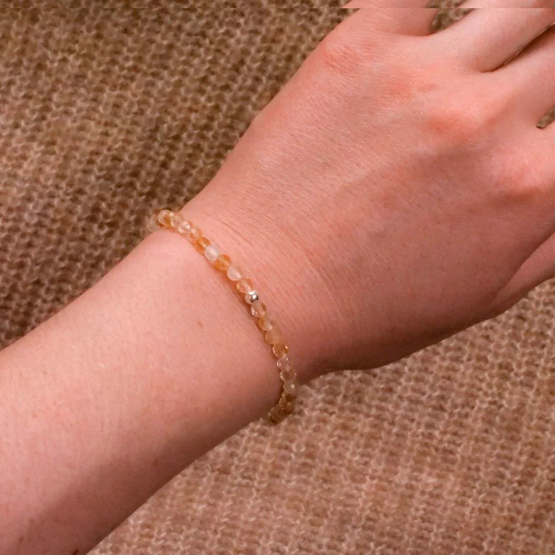 Citrin Schmuck Armband am Handgelenk