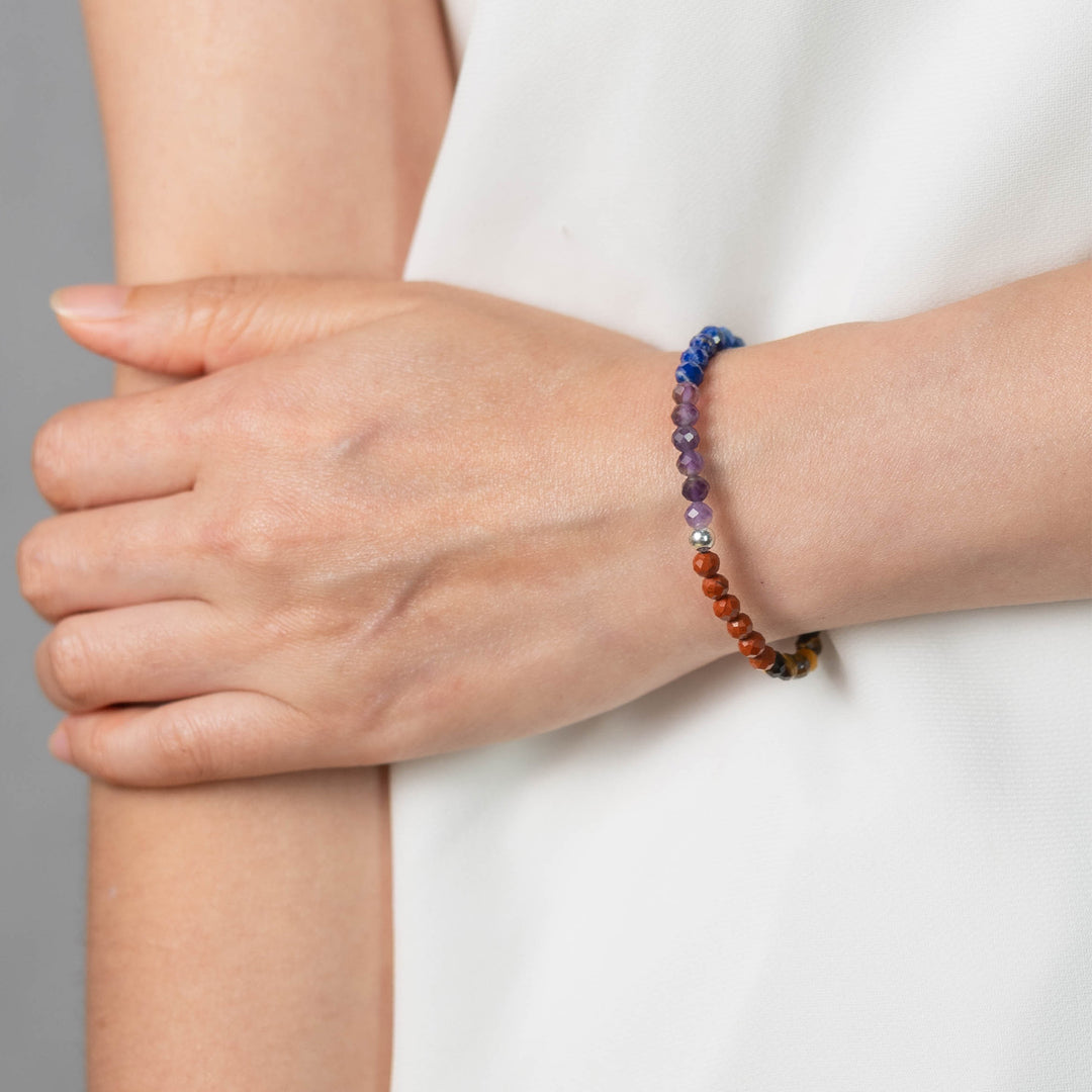 7 Chakra Naturstein Perlen-Armband mit 925 Sterling Silberperle