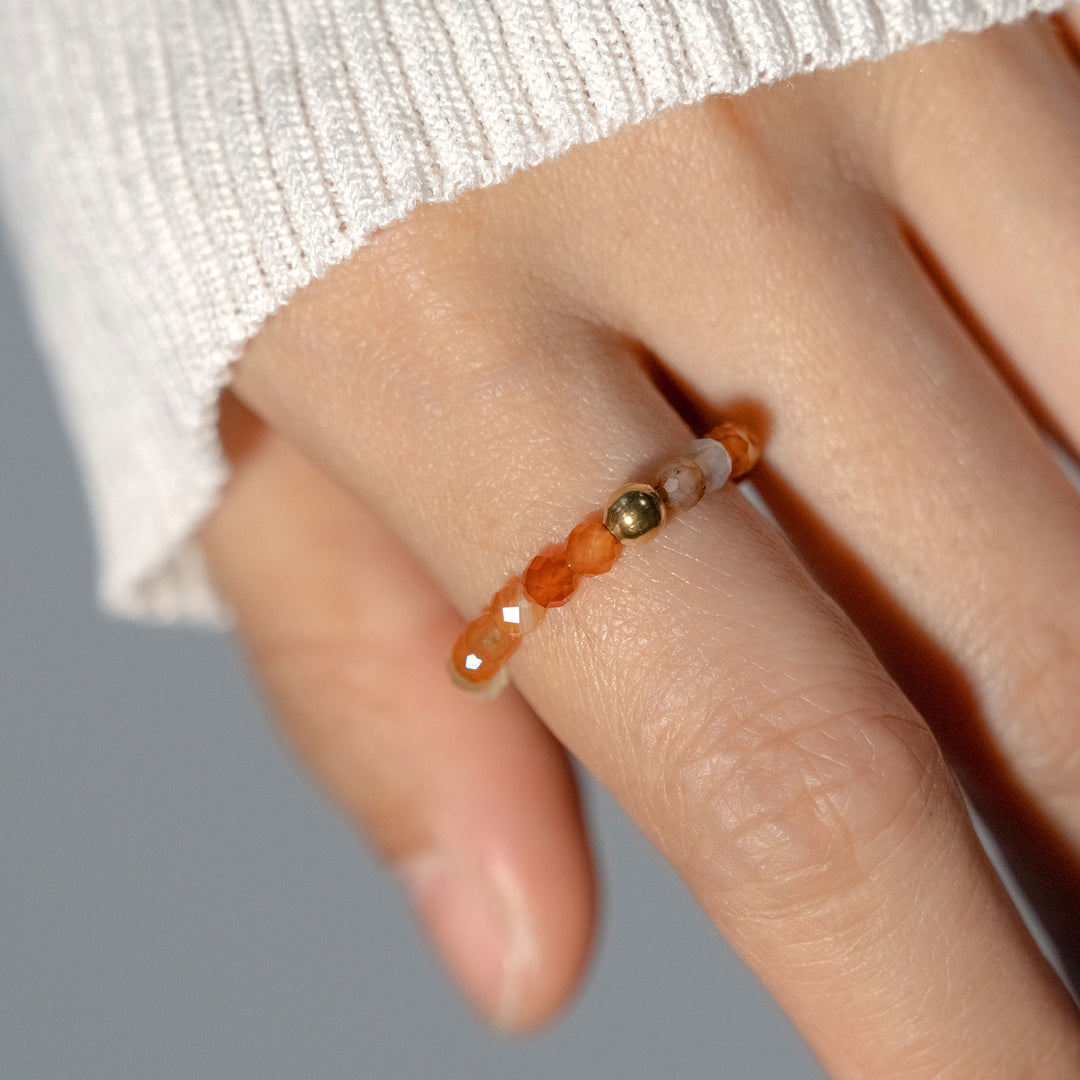 Karneol Ring mit vergoldeter Perle