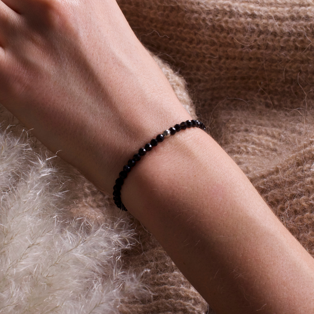 Onyx Naturstein Perlen Armband mit Silberperle (Achat farblich beh.)