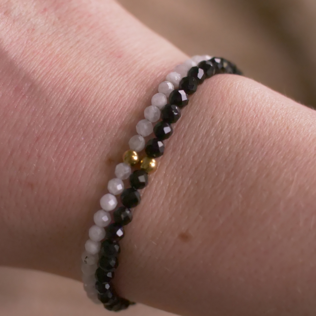 Onyx Naturstein Perlen Armband mit Verschluss (Achat farblich beh.)