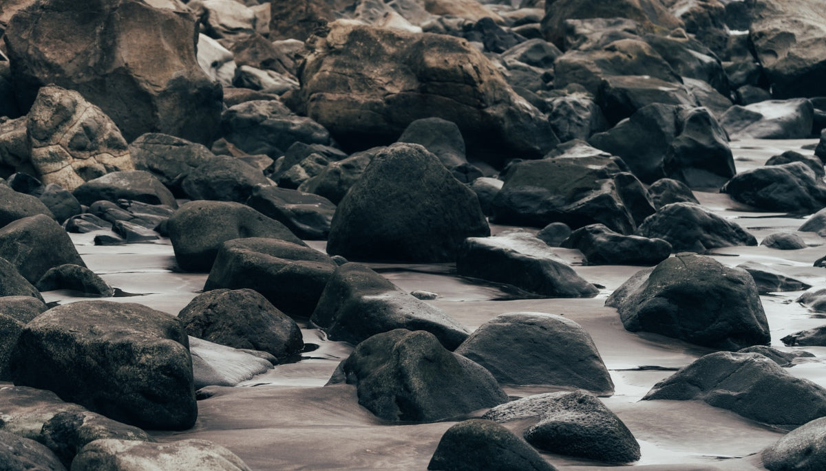 Naturstein Ohrringe - Wie ein ruhiger Akzent am Ohr
