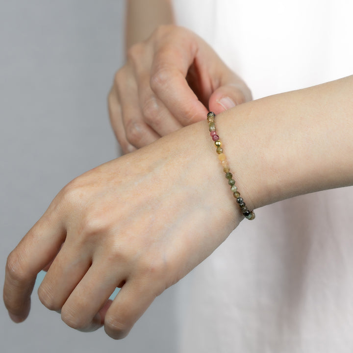 Buntes Turmalin Naturstein Perlen Armband mit vergoldeter Perle